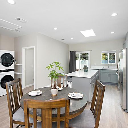 Family Friendly Newly Built San Diego Home! Exterior photo