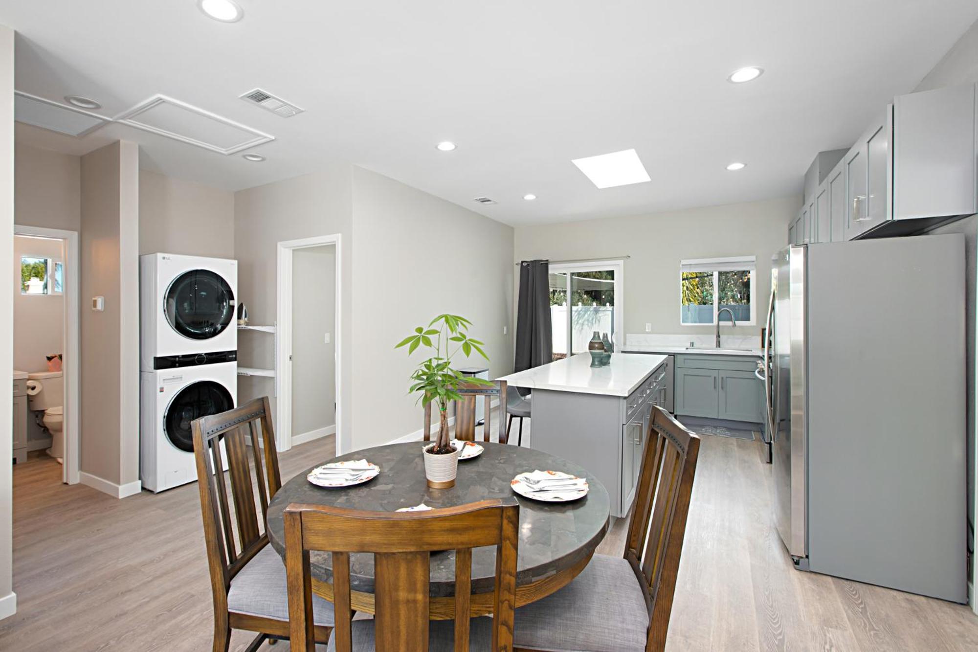 Family Friendly Newly Built San Diego Home! Exterior photo