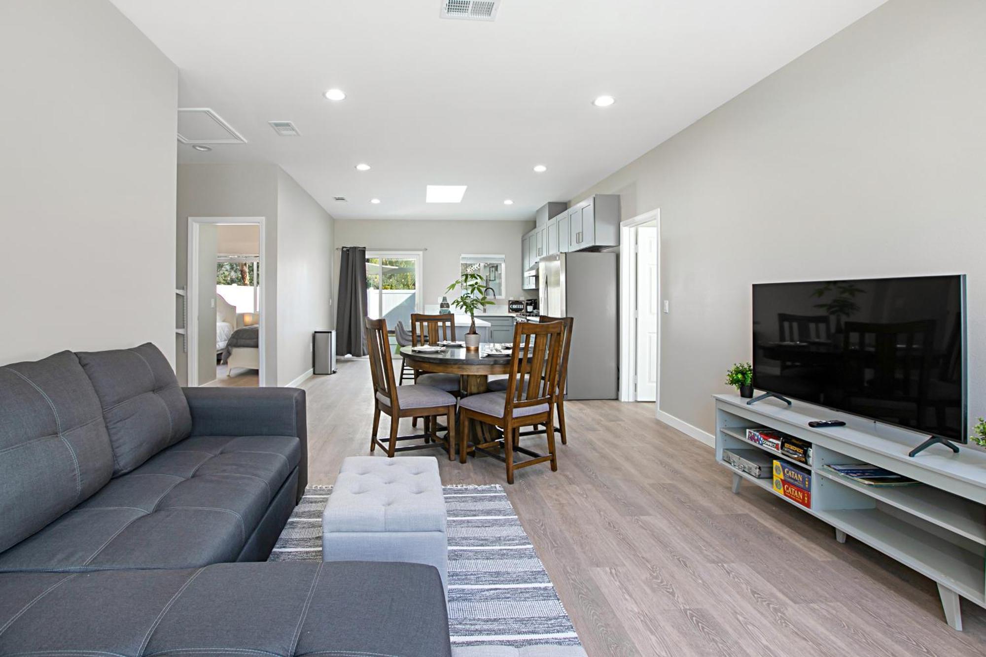 Family Friendly Newly Built San Diego Home! Exterior photo