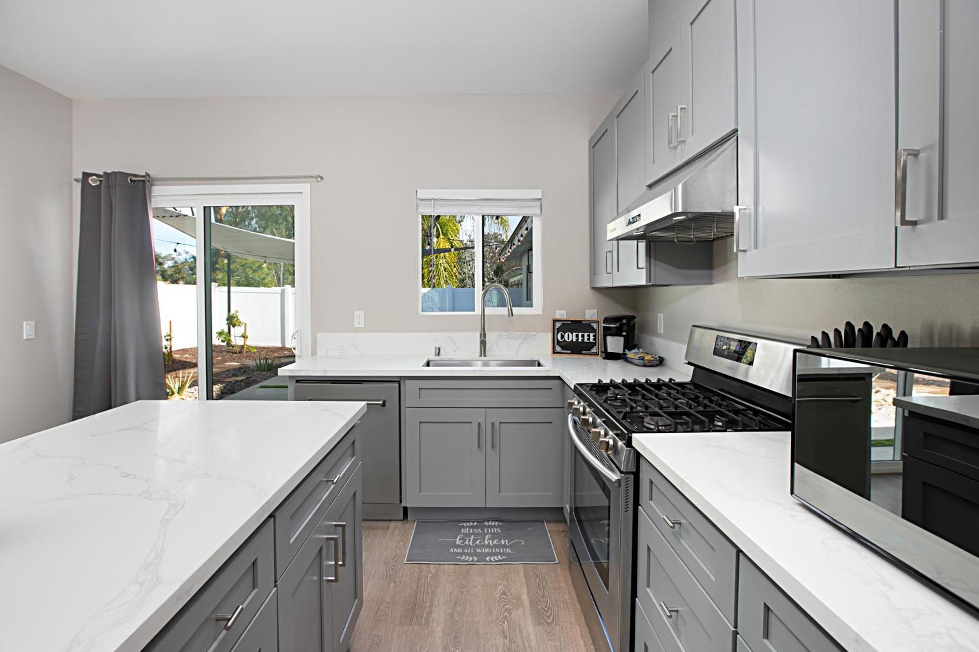 Family Friendly Newly Built San Diego Home! Exterior photo