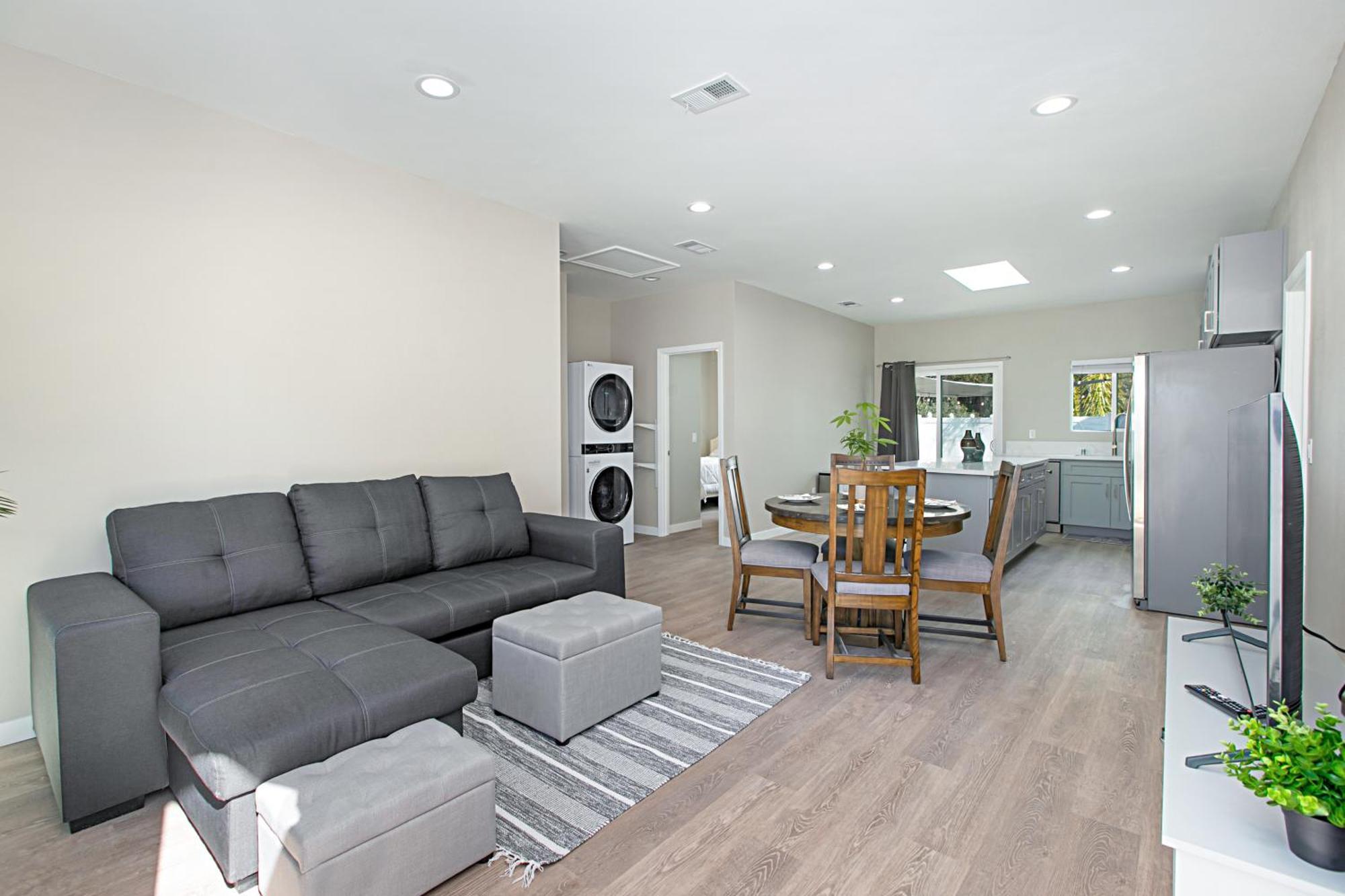 Family Friendly Newly Built San Diego Home! Exterior photo